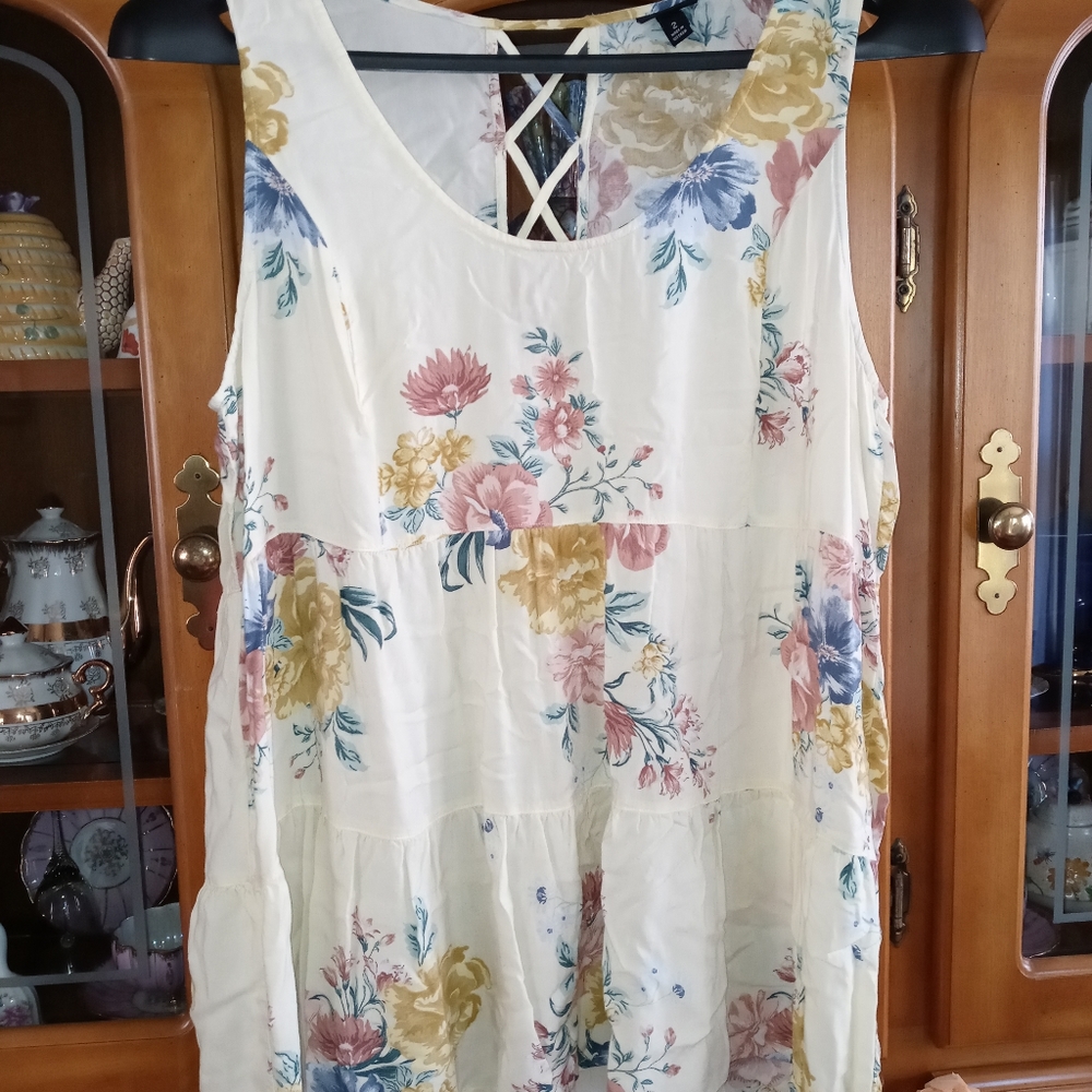 Floral Torrid tank top
